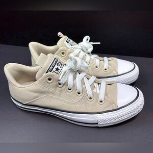 Converse All Star Low Top Sneakers Beige Women’s US 6.5